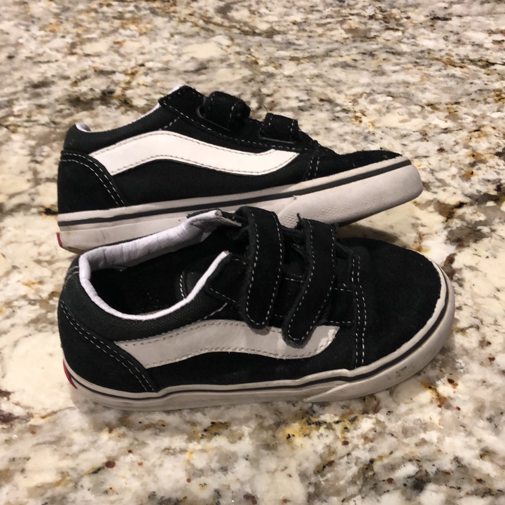 Used black vans sneakers toddler 9